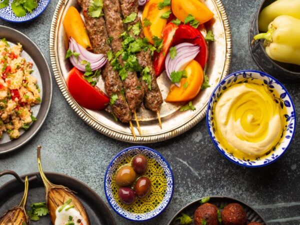How Does Mediterranean Food in Waterford, MI Beat Basic Takeout?